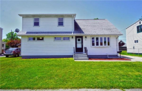 Two Bedroom Apartment In Cheektowaga
